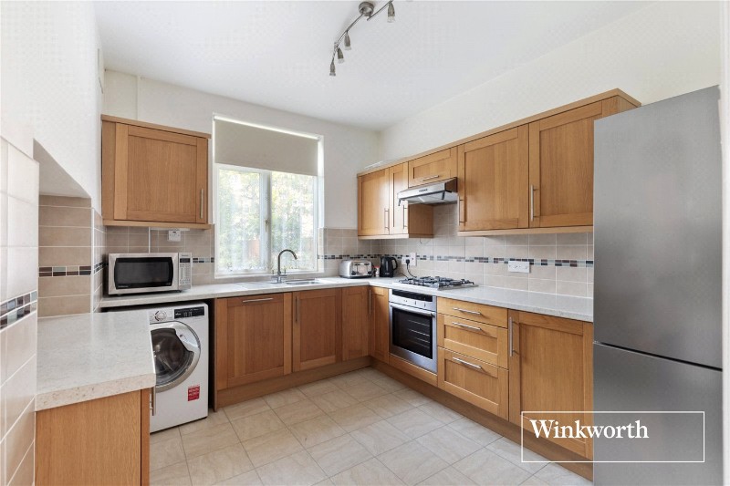 Cadogan Gardens, Finchley, London, N3