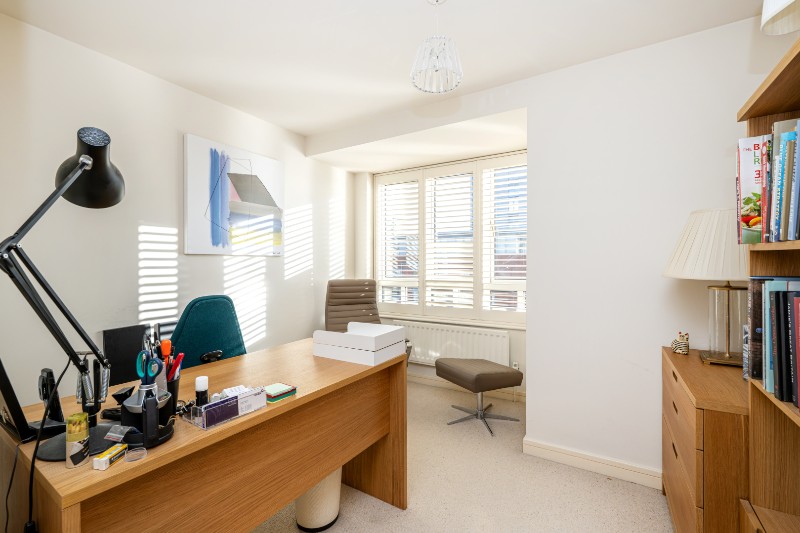 Admiral Walk, London, W9