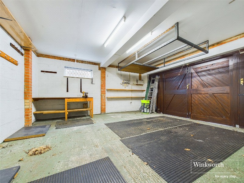 Spring Close, Upper Basildon, Reading, Berkshire, RG8