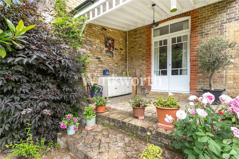 Fox Lane, London, N13