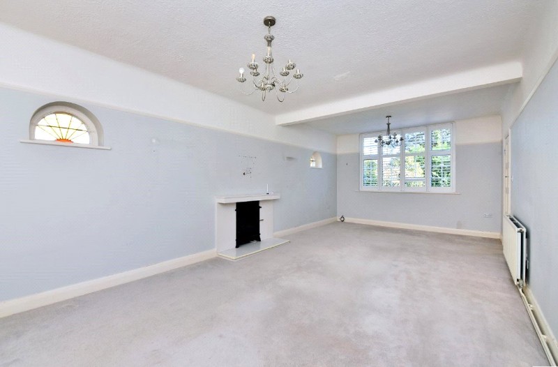 Fiddicroft Avenue, Banstead, Surrey, SM7