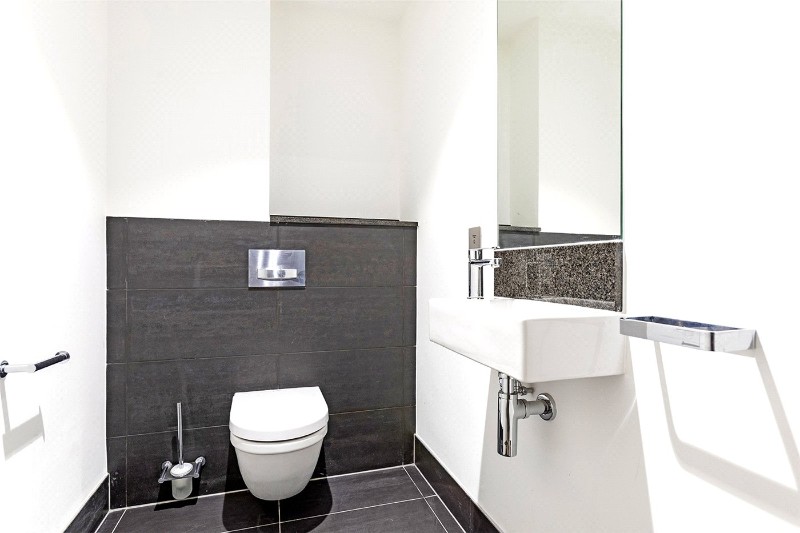 Kingsway, London, WC2B