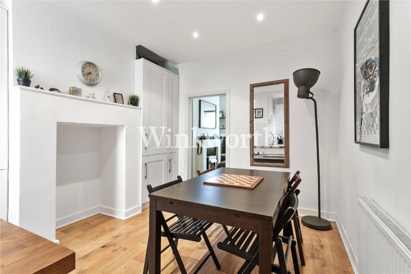 Park Avenue, London, N13