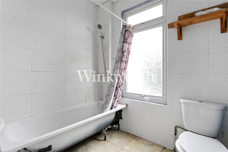 Sandford Avenue, London, N22