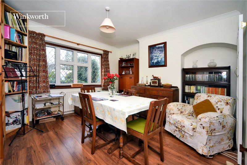 Edenfield Gardens, Worcester Park, KT4