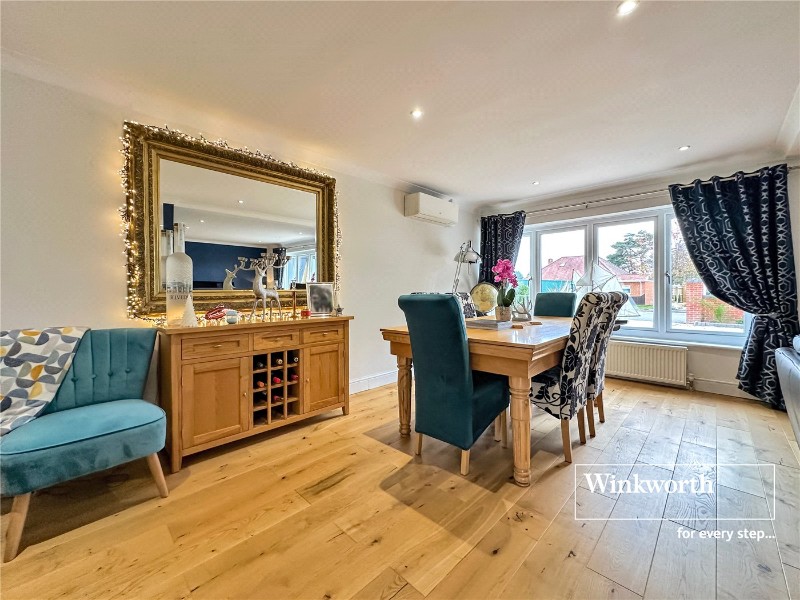 Winnards Close, West Parley, Ferndown, Dorset, BH22