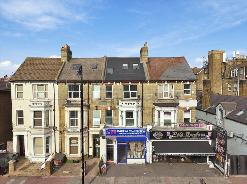 Garratt Lane, London, SW17