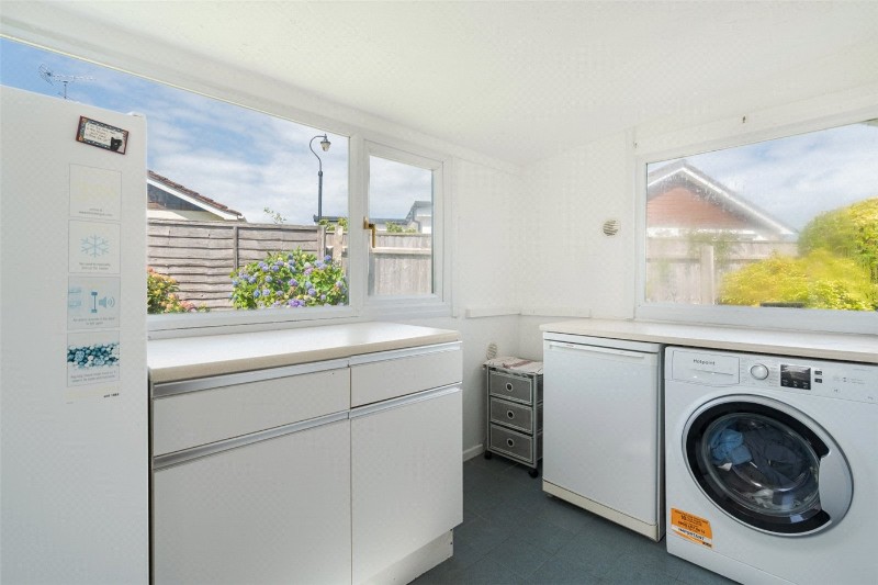 Hounds Way, Colehill, Wimborne, Dorset, BH21