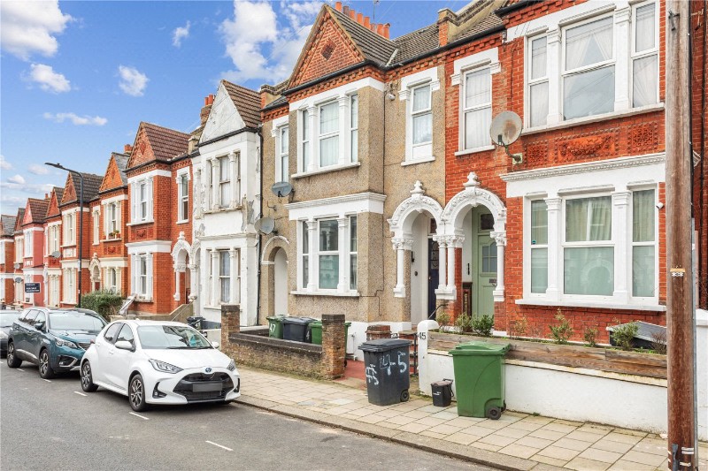 Kingscourt Road, London, SW16