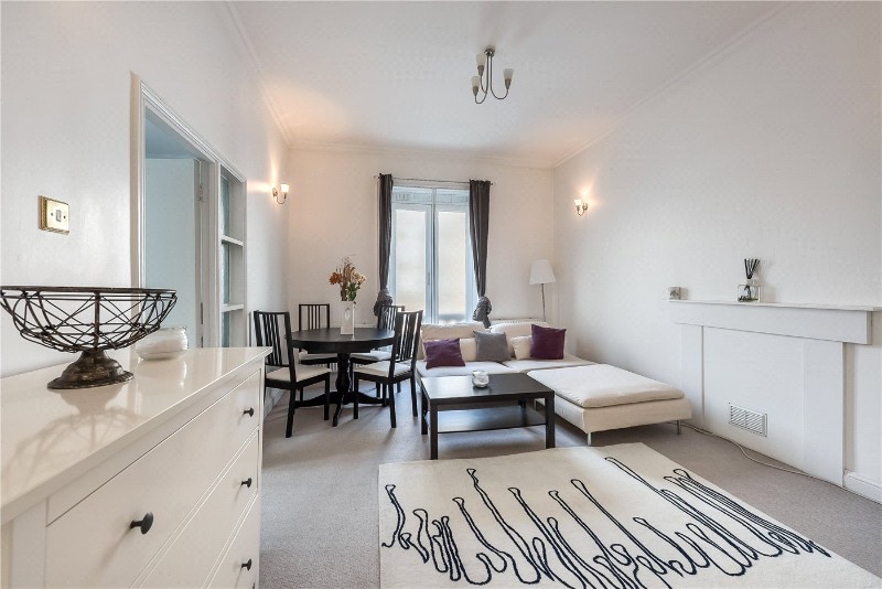 Belgrave Road, London, SW1V