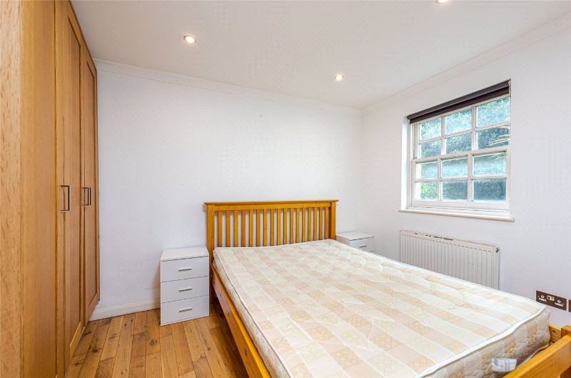 Wilton Road, London, SW1V