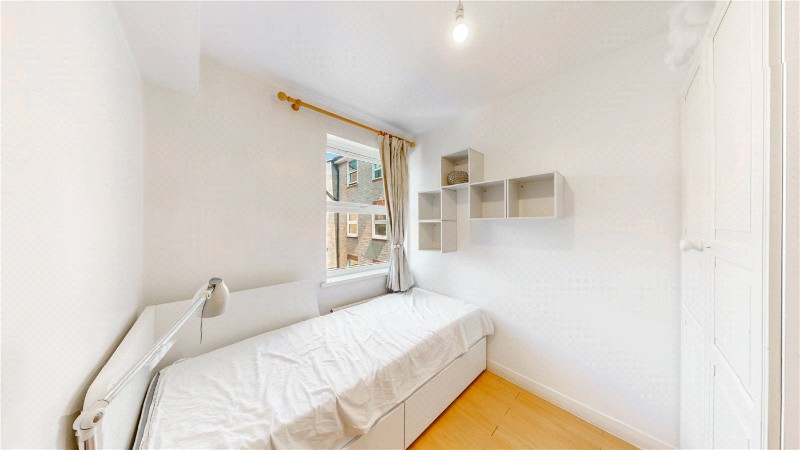 Weavers Way, London, NW1