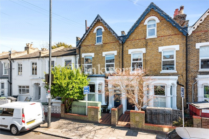 La Rose Lane, London, N15
