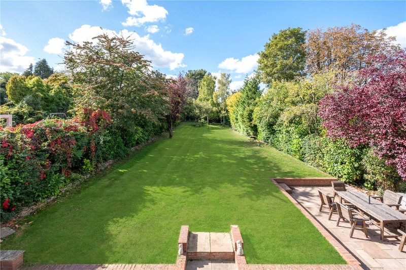 Green Curve, Banstead, Surrey, SM7