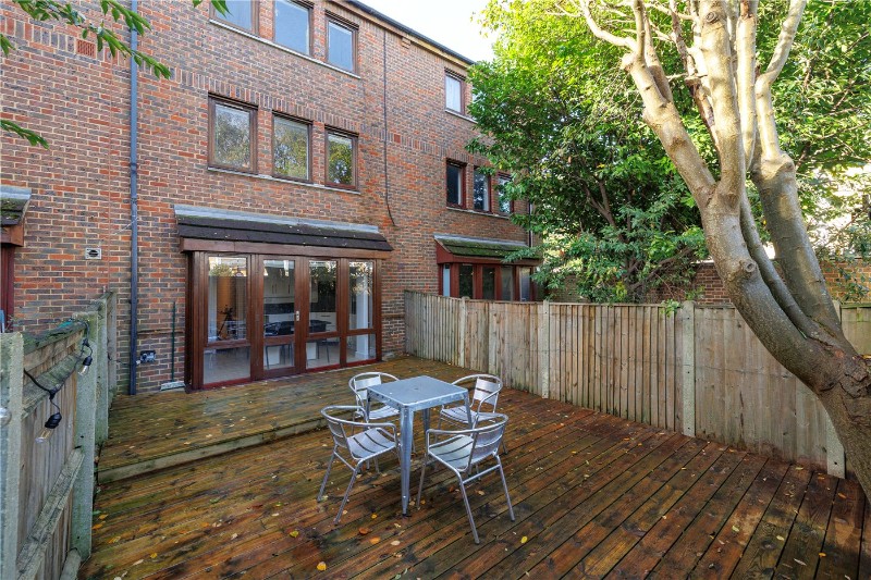 Cheryls Close, London, SW6