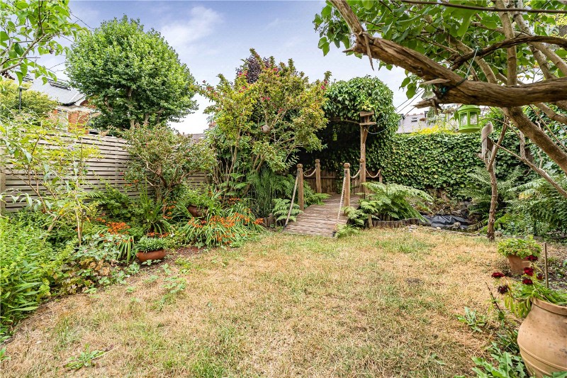 Ridge Road, London, N8