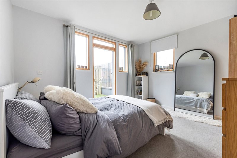 Garratt Lane, London, SW17