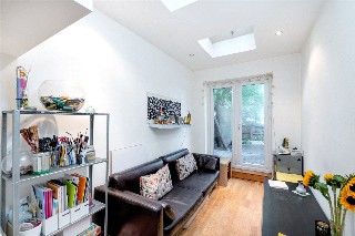 New Cross Road, London, SE14