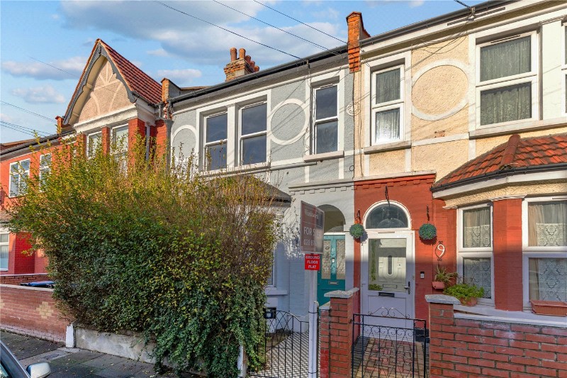 Crusoe Road, Mitcham, CR4