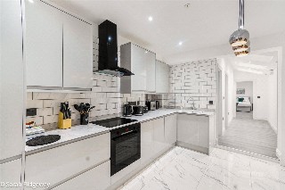 North Cross Road, East Dulwich, London, SE22