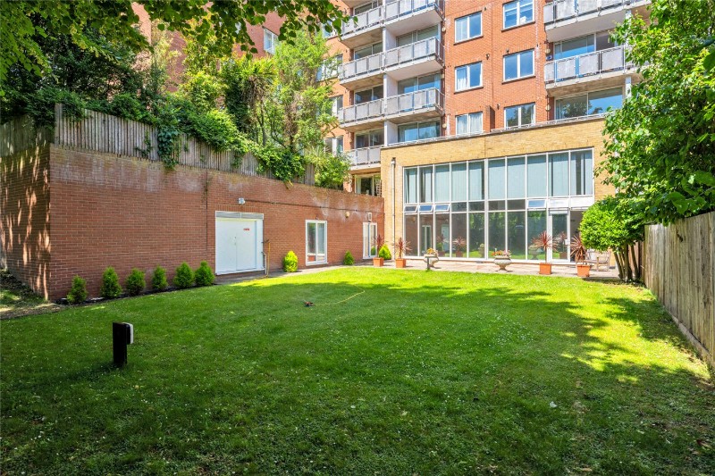 Regent Court, North Bank, St John's Wood, London, NW8