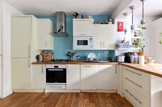 Blackshaw Road, London, SW17