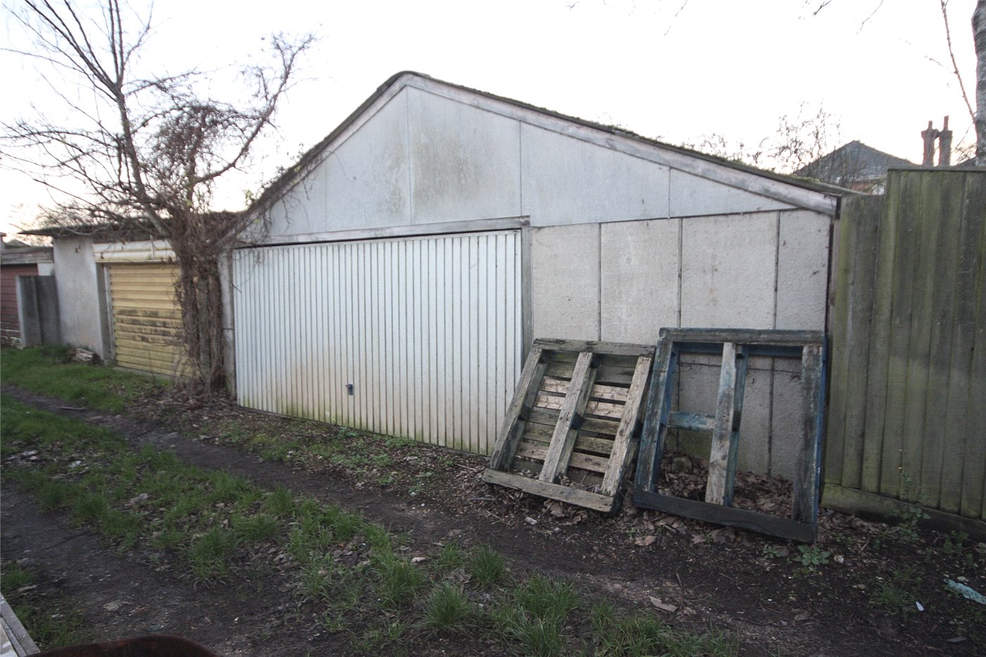 Triple Garage