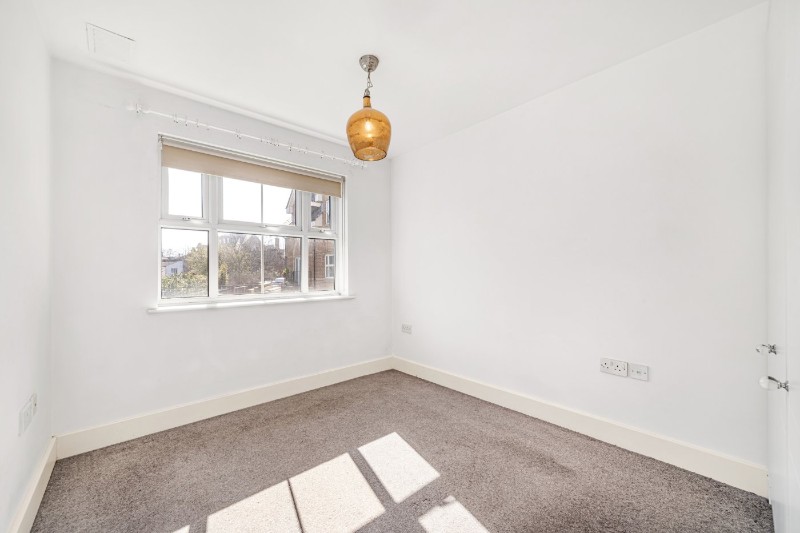 Hayes Grove, East Dulwich, London, SE22