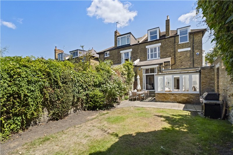 Castelnau, Barnes, London, SW13