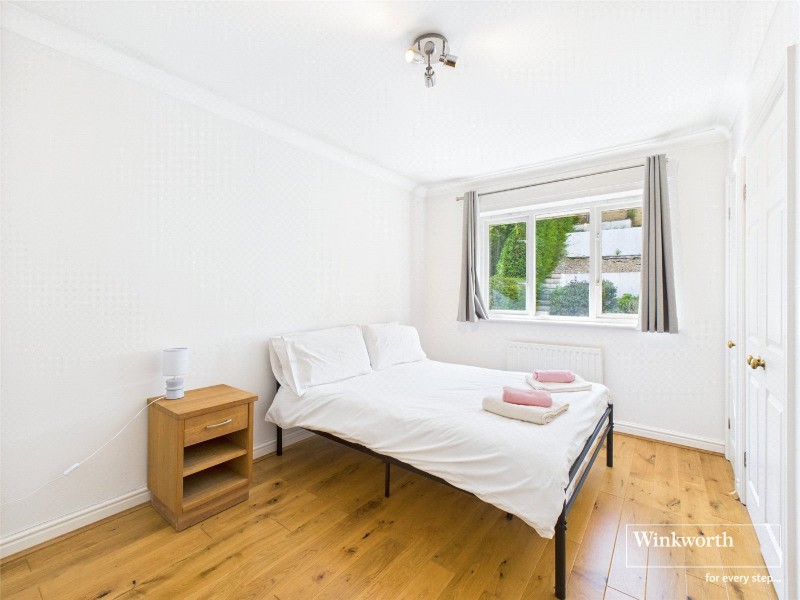 Glenrhondda, Emmer Green, Reading, Berkshire, RG4