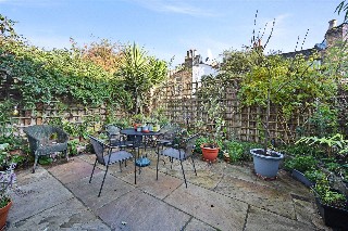 Cowper Road, London, W3
