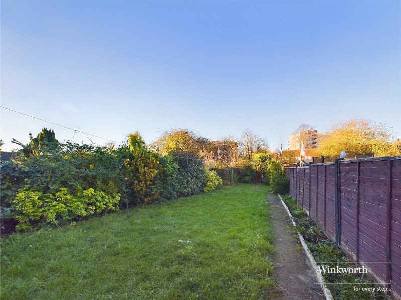 Virginia Way, Reading, Berkshire, RG30