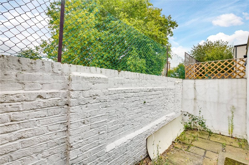 Bronsart Road, London, SW6
