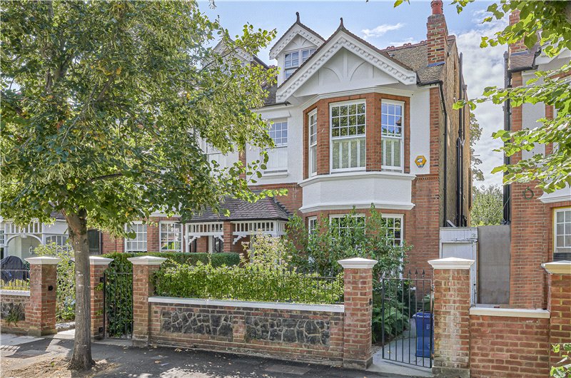 Melville Road, London, SW13