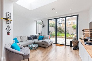 Fountain Road, London, SW17