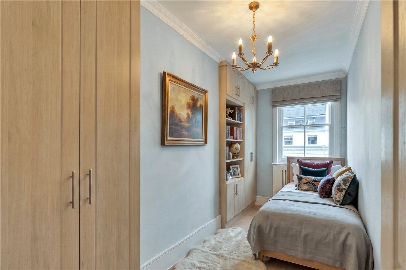 Randolph Avenue, London, W9