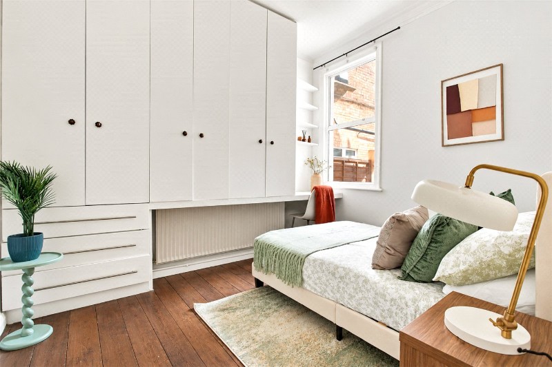 Vant Road, London, SW17
