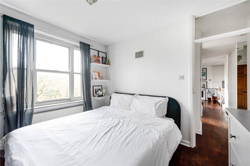 Peckett Square, Highbury Grange, N5