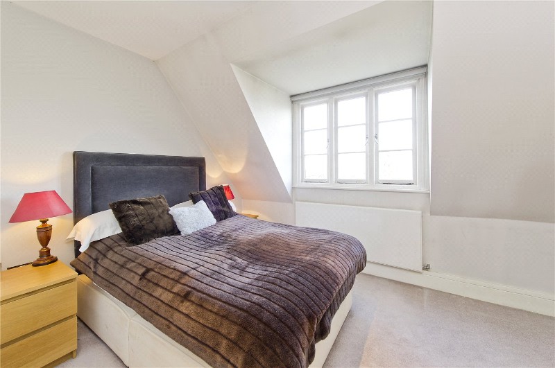 Elgin Crescent, London, W11