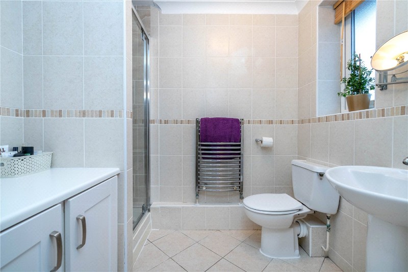 Chatsworth Close, Market Deeping, Peterborough, Lincolnshire, PE6