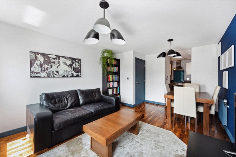 Seven Sisters Road, London, N4