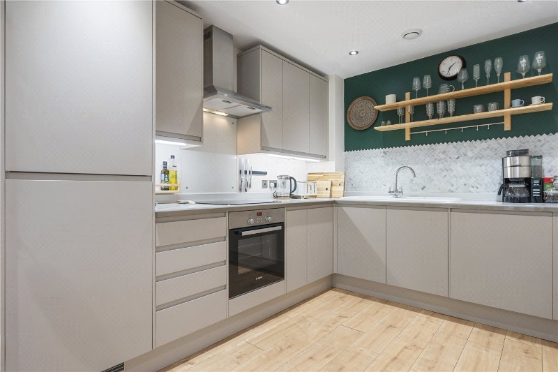 Upper Clapton Road, London, E5