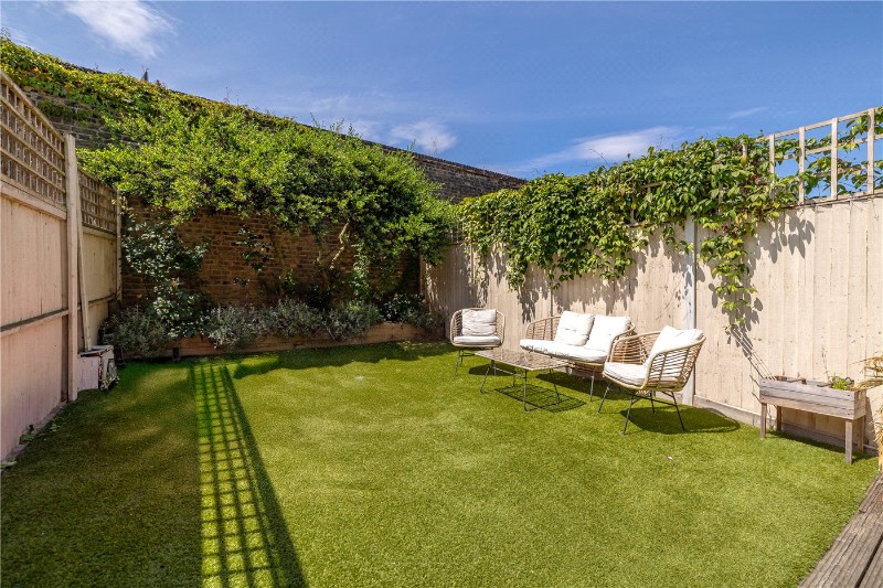 Tasso Road, London, W6