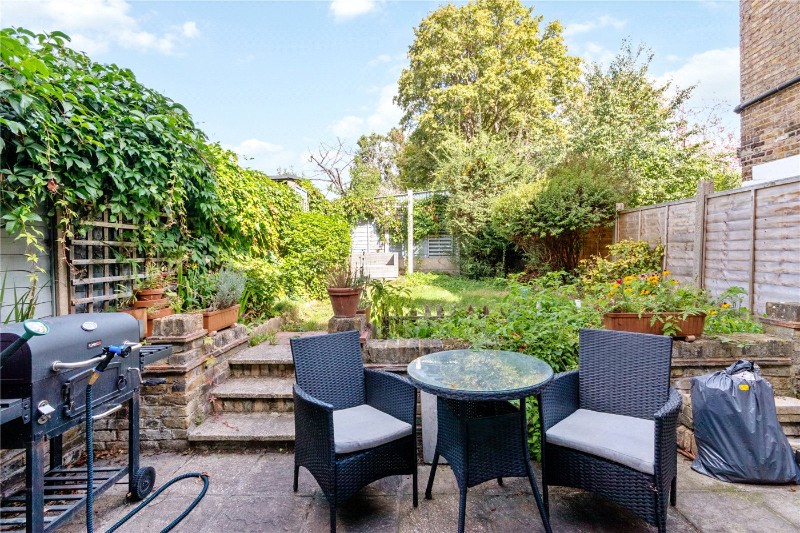 Blackshaw Road, London, SW17
