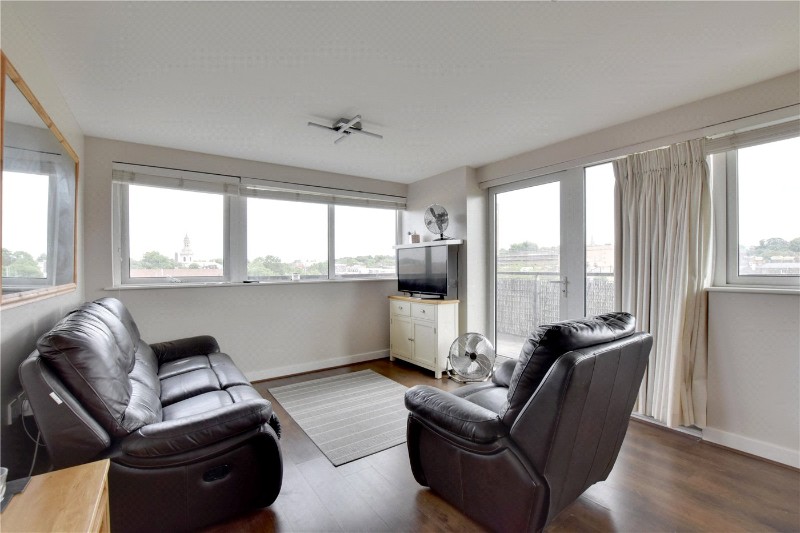 Tarves Way, Greenwich, London, SE10
