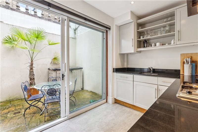 Atherstone Mews, South Kensington, London, SW7