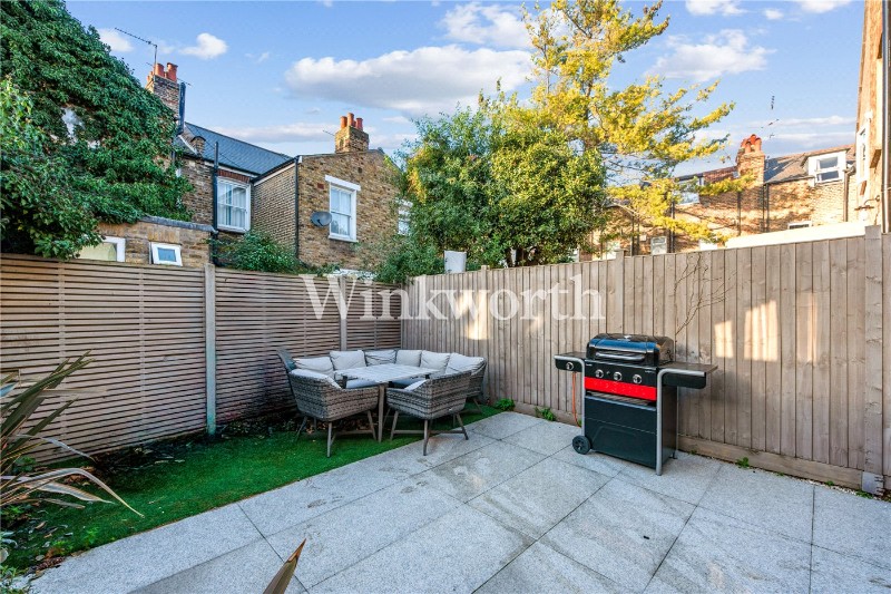 La Rose Lane, London, N15