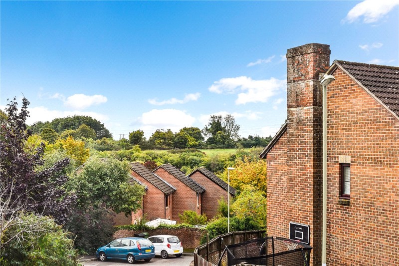 Harvest Close, Winchester, Hampshire, SO22