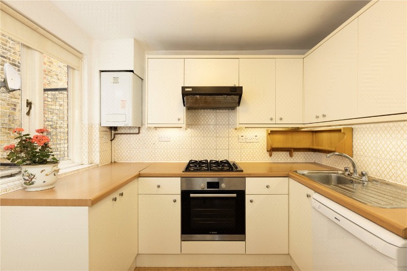 Larpent Avenue, Putney, London, SW15