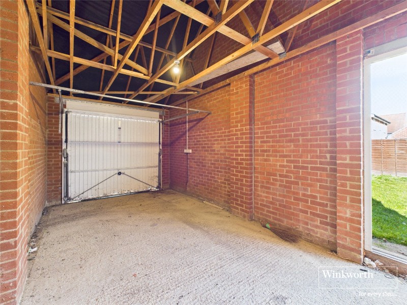 Roe Gardens, Three Mile Cross, Reading, RG7